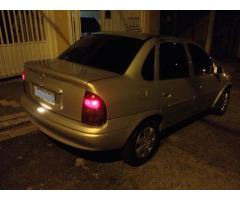 Vendo Corsa Sedan Milenium 1.0 2001 - Bom estado